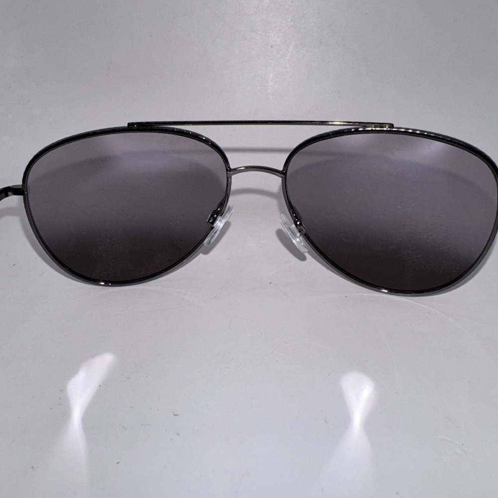 QUAY X Desi High Key Mini 126 Black Aviator Sunglasses Lens - Picture 4 of 6